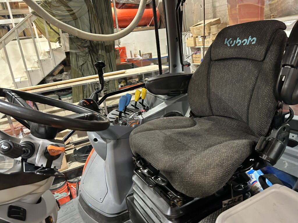 2019 Kubota M7-172D Tractor 7