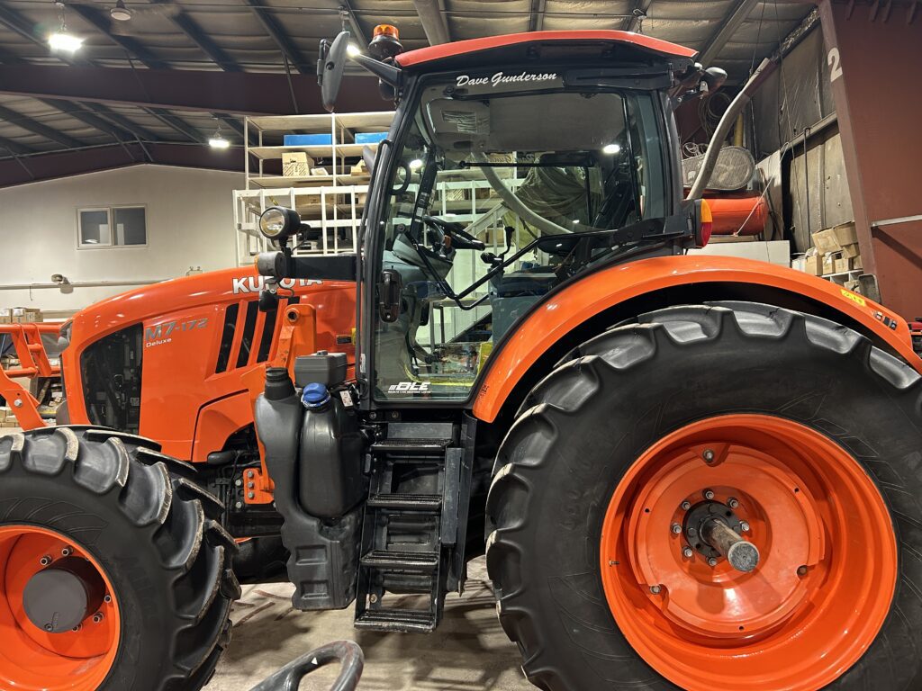 2019 Kubota M7-172D Tractor 2