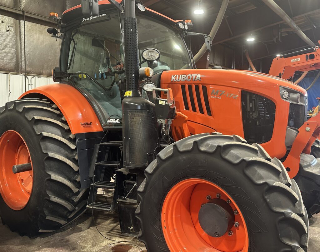2019 Kubota M7-172D Tractor 1