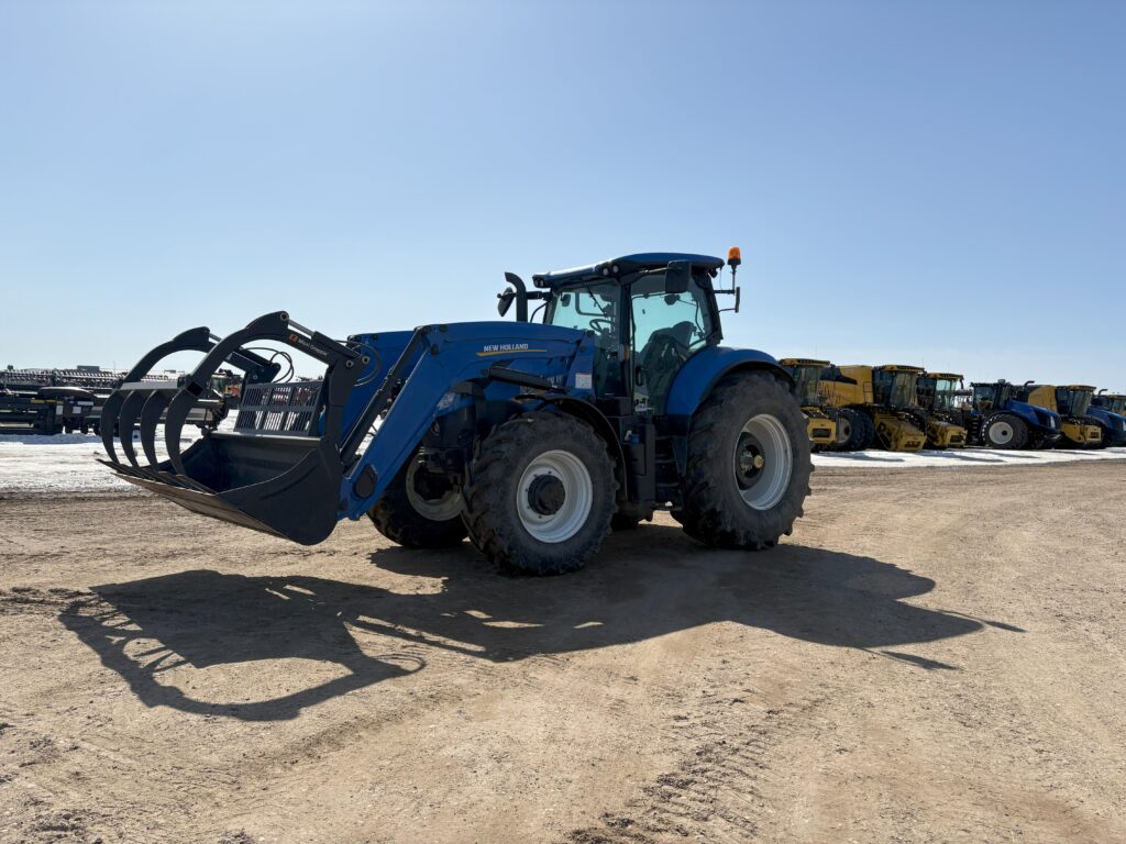 2021 New Holland T7.190 Classic Tractor 1