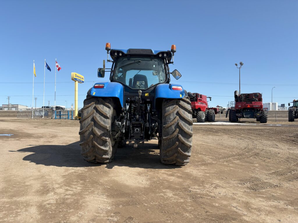 2021 New Holland T7.190 Classic Tractor 4