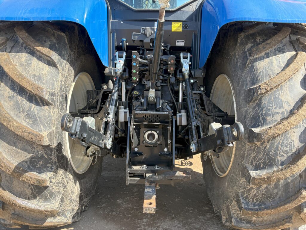 2021 New Holland T7.190 Classic Tractor 5
