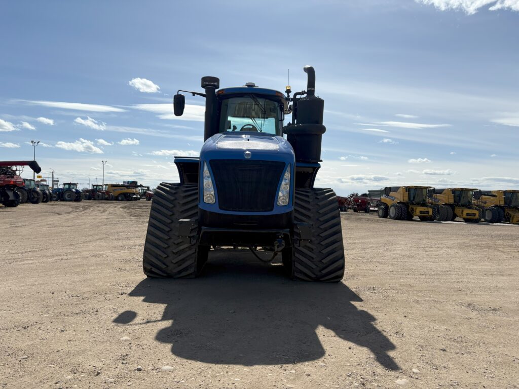 2019 New Holland T9.600 Smarttrax CVT Tractor 1