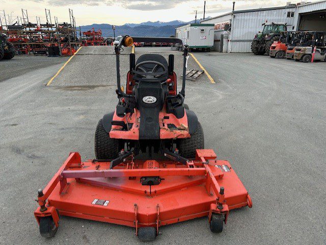 2014 Kubota F3990 Commercial Front Mower 2