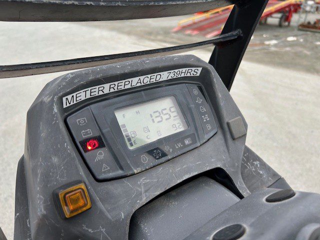 2014 Kubota F3990 Commercial Front Mower 4
