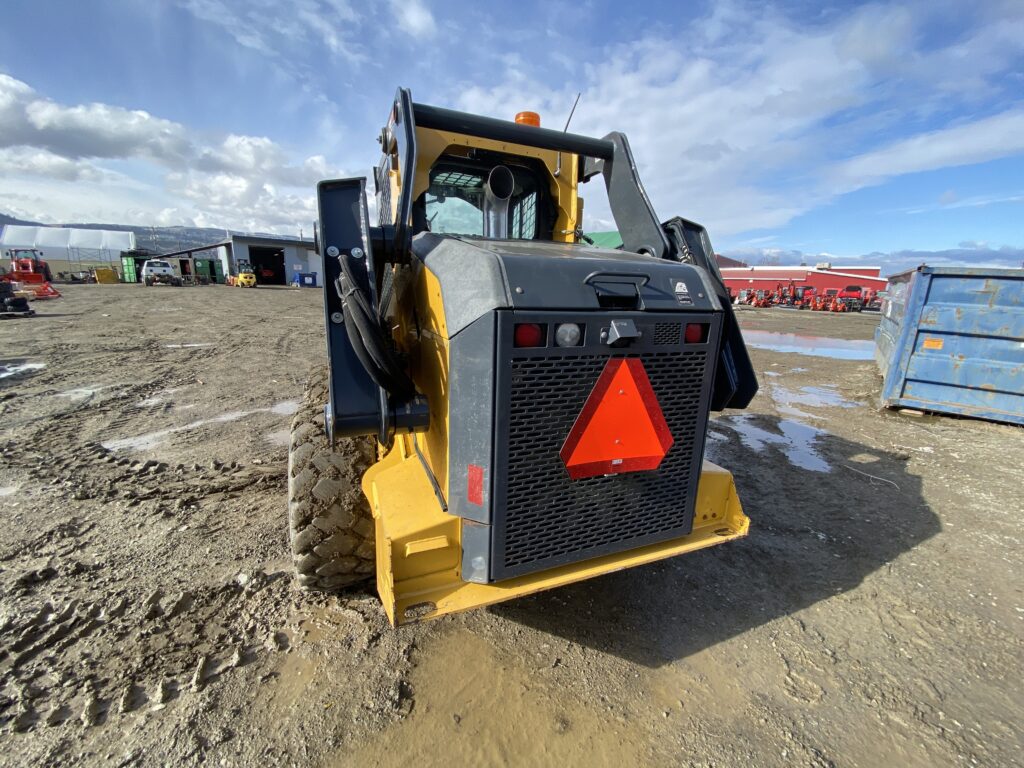 2018 John Deere 330G Skid Steer 6