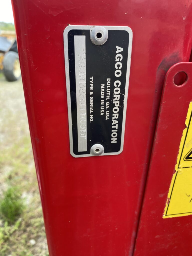 2018 Massey Ferguson 1383 Center Pull Discbine 7