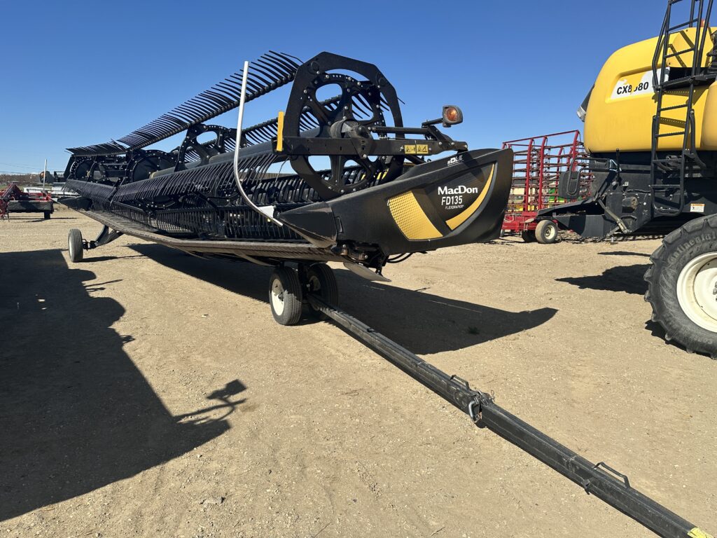 2018 MacDon FD135 FlexDraper Header 1
