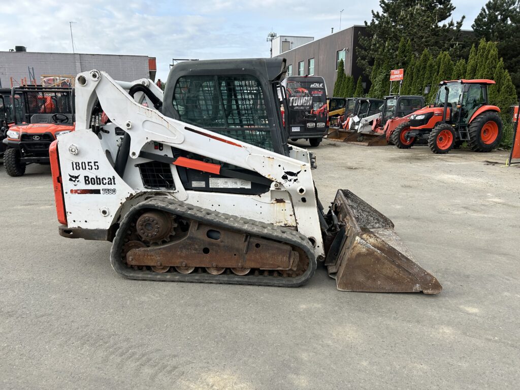 2014 BOBCAT T590