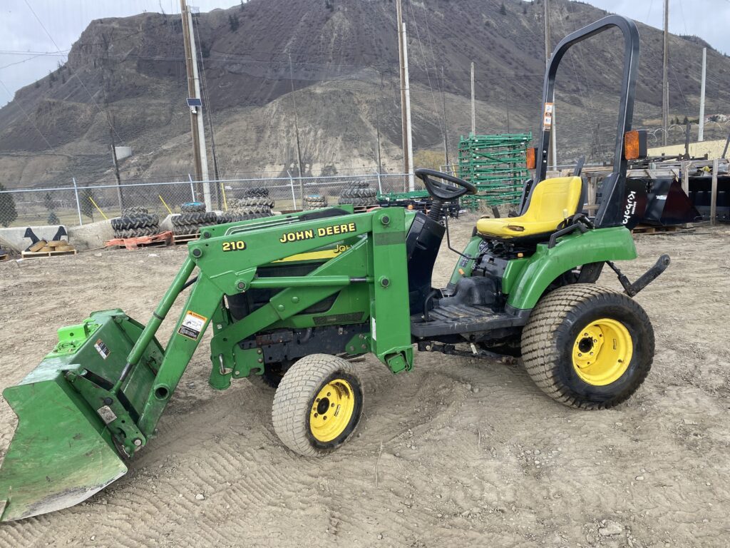 2003 John Deere LV2210