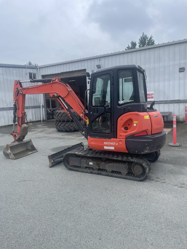 Used 2017 Kubota KX040-4G Excavator 2