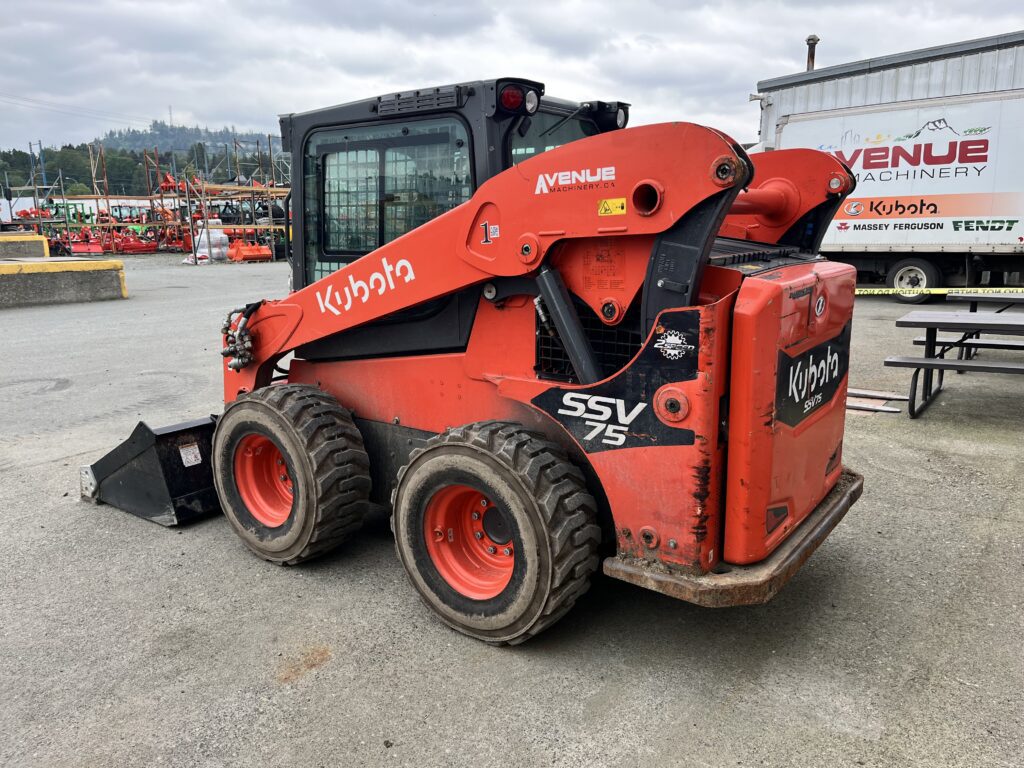 2021 Kubota SSV75HC Skid Steer 3