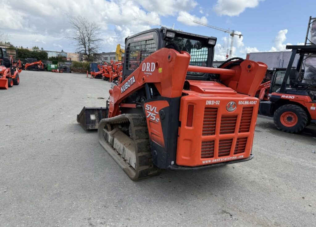 2020 SVL75-2 4