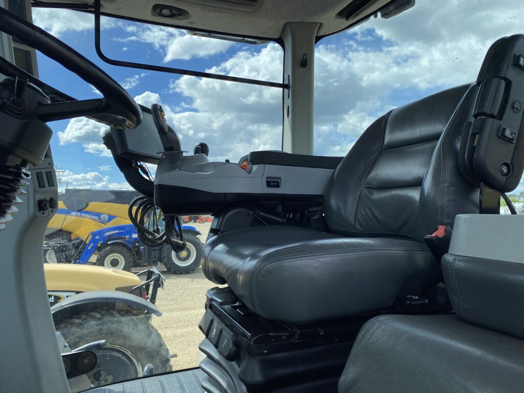 2018 New Holland T9.600 Tractor 9