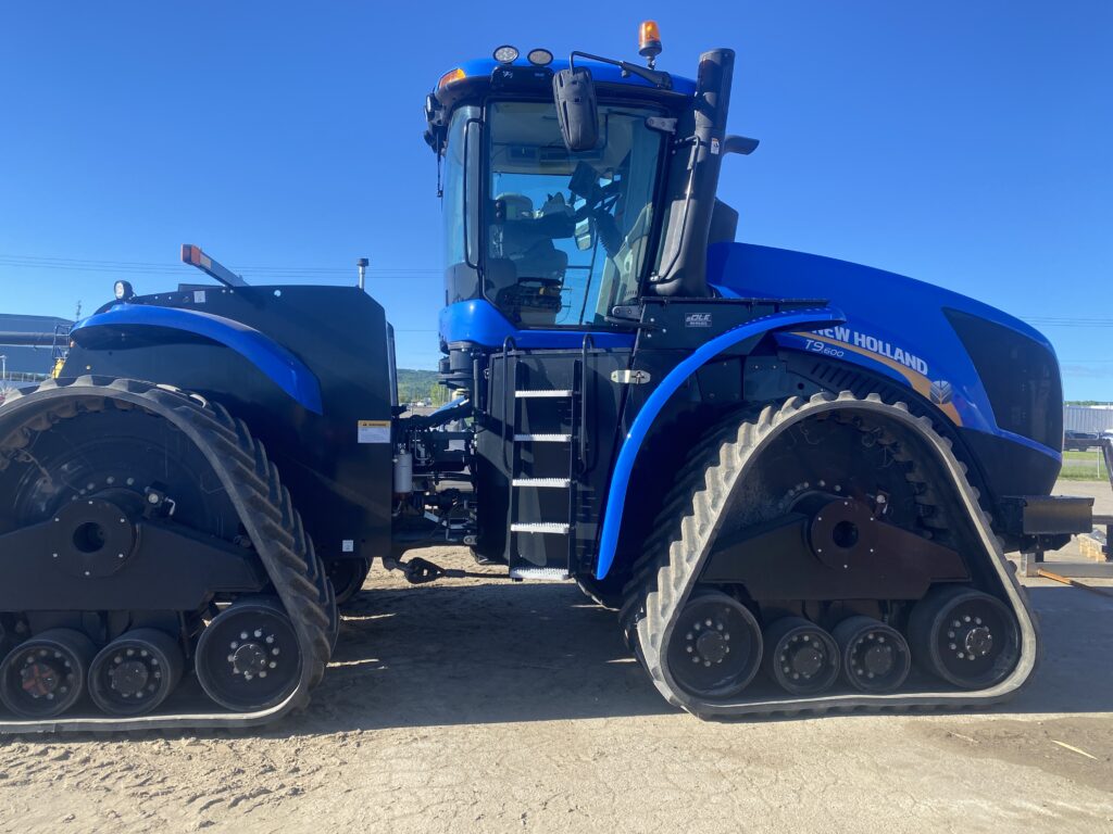 2018 New Holland T9.600 Tractor 4