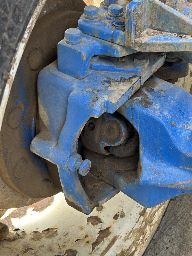 1990 New Holland 8630 FWA Tractor 14