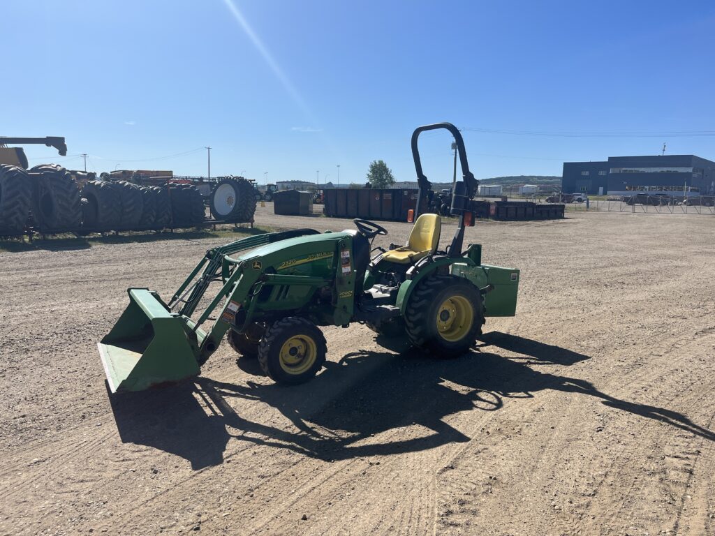 2011 John Deere 2320 Compact Tractor 3