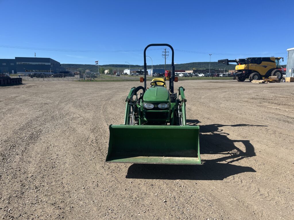 2011 John Deere 2320 Compact Tractor 2