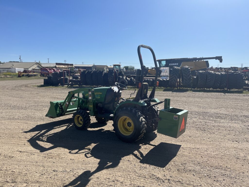 2011 John Deere 2320 Compact Tractor 1