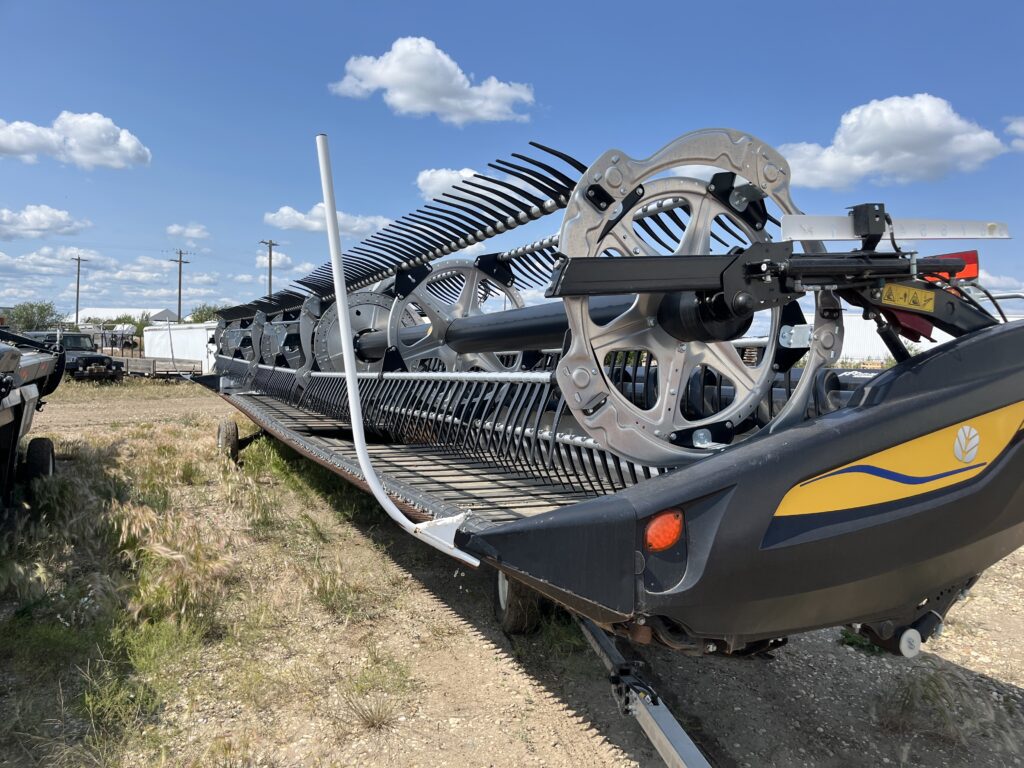 2023 MacDon FD240 FlexDraper Header 1