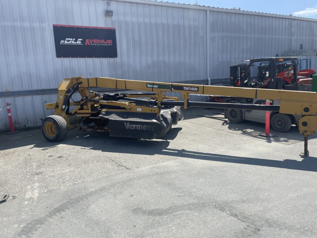 Vermeer TM1400 Disc Mower