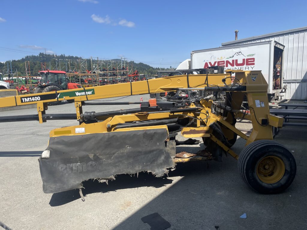Vermeer TM1400 Disc Mower 2