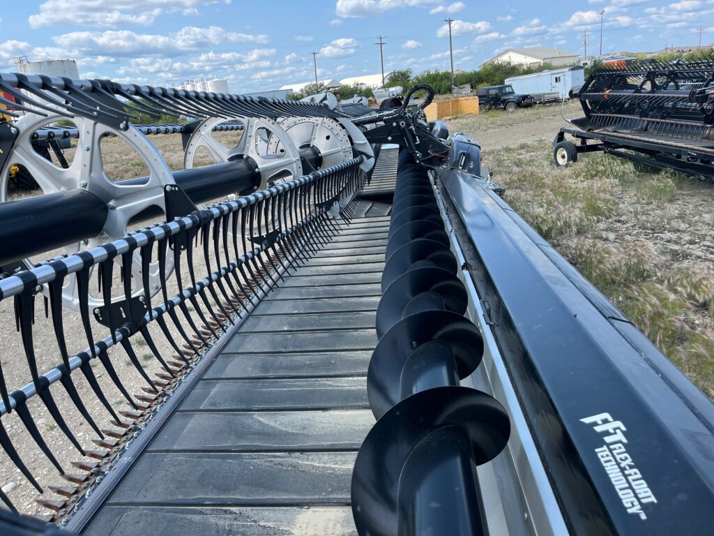 2024 MacDon FD250 FlexDraper Header 3