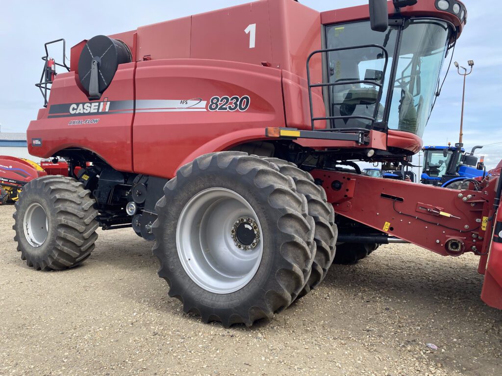 2012 Case 8230 Combine w/ 3016 Pickup Header