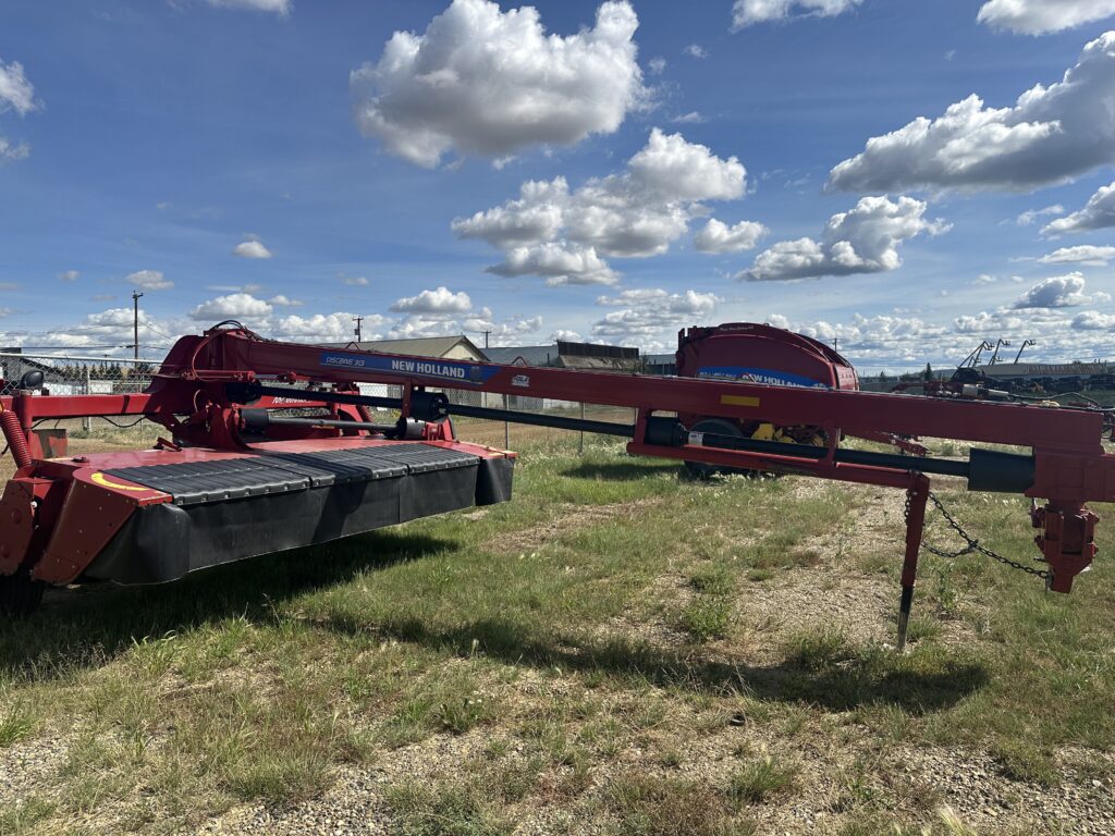 2021 New Holland DB313R Discbine 1