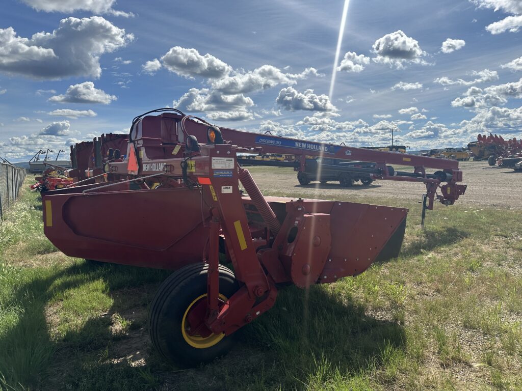 2021 New Holland DB313R Discbine 2