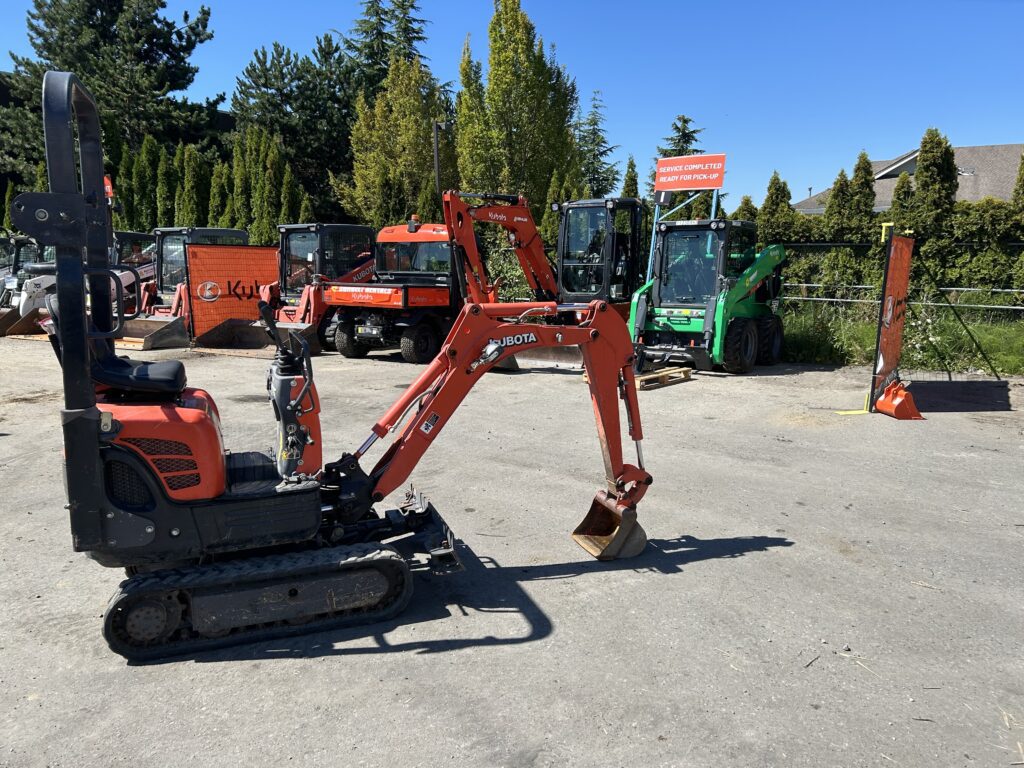 2020 KUBOTA K008-3 1