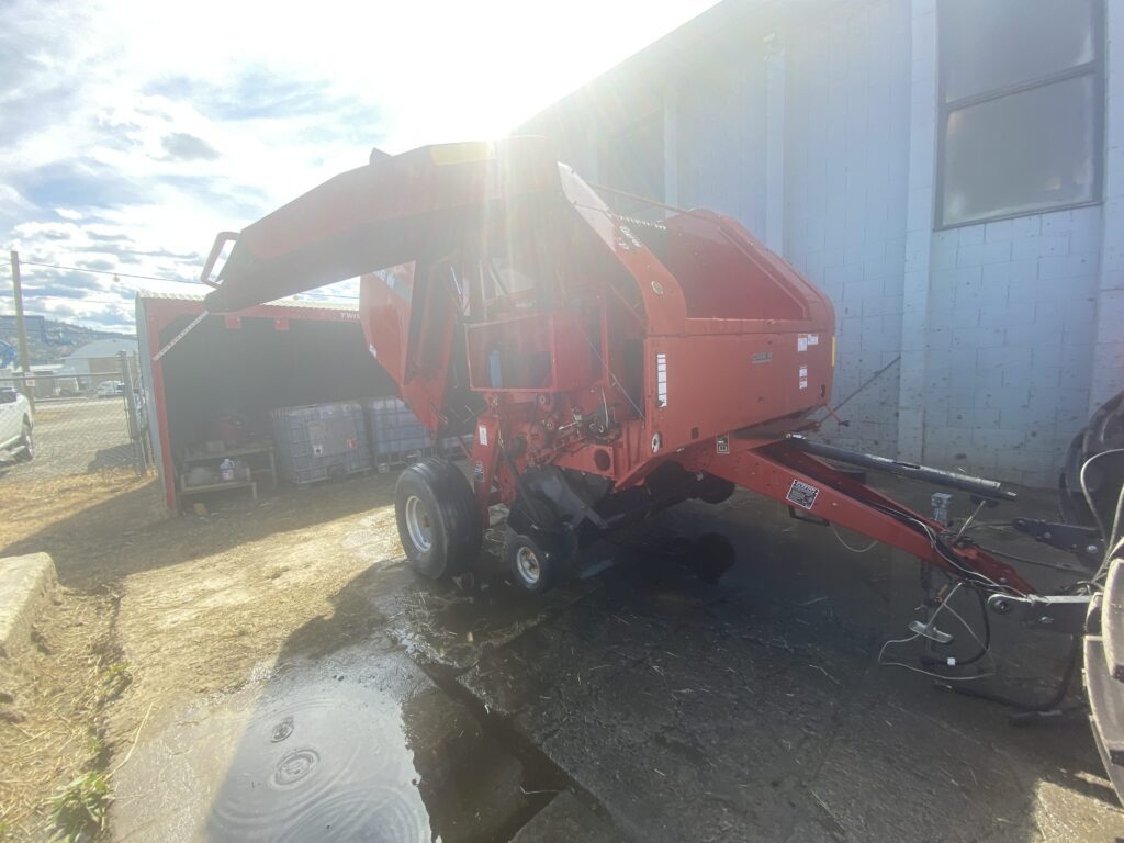 2002 Case RBX562 Round baler 10