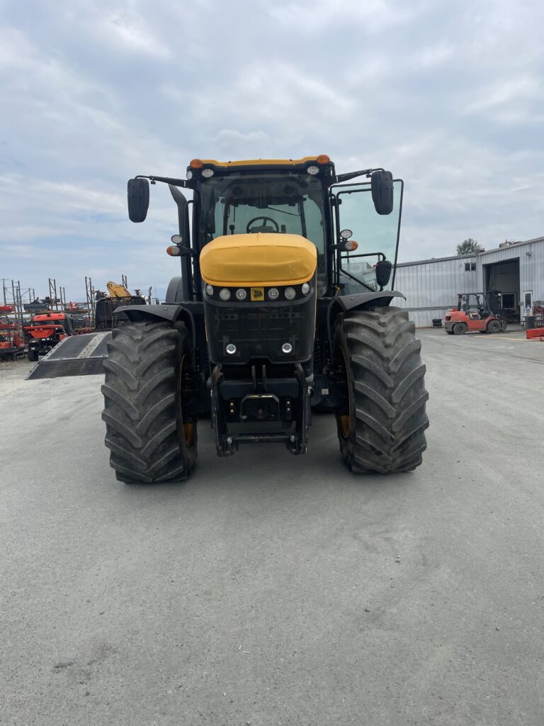 2018 JCB 8330 FastTrac 4