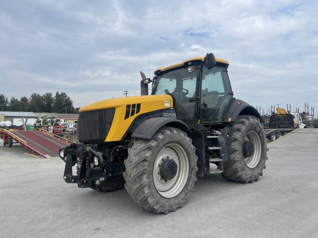 JCB 8250 1