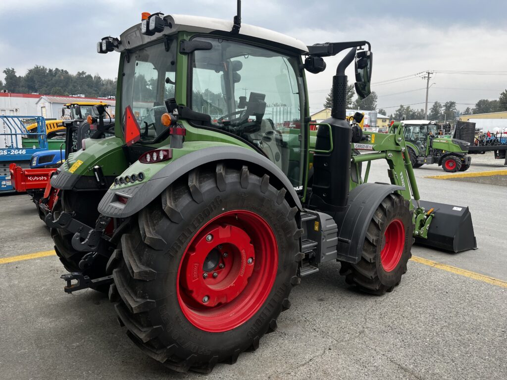 2023 Fendt 311 Cab Tractor w/ Loader 2