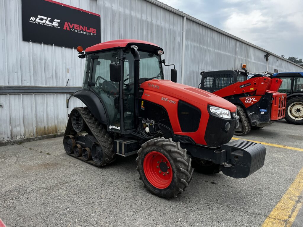 2022 Kubota M5N-091HDPK Cab Tractor 1