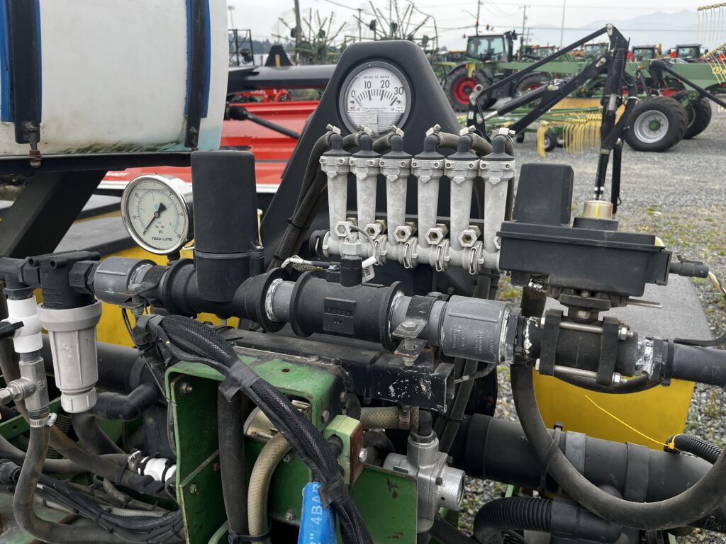 John Deere 7300 6-Row Vacuum Planter 4