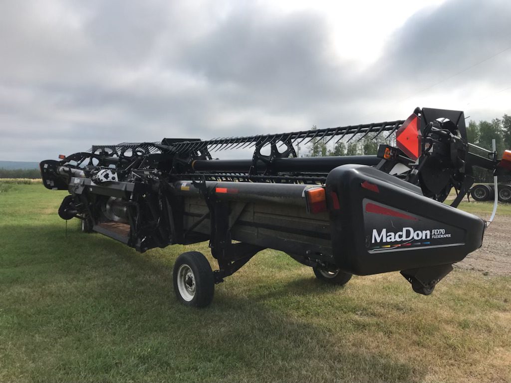 2011 MacDon FD70 35' Flex Draper Header 1