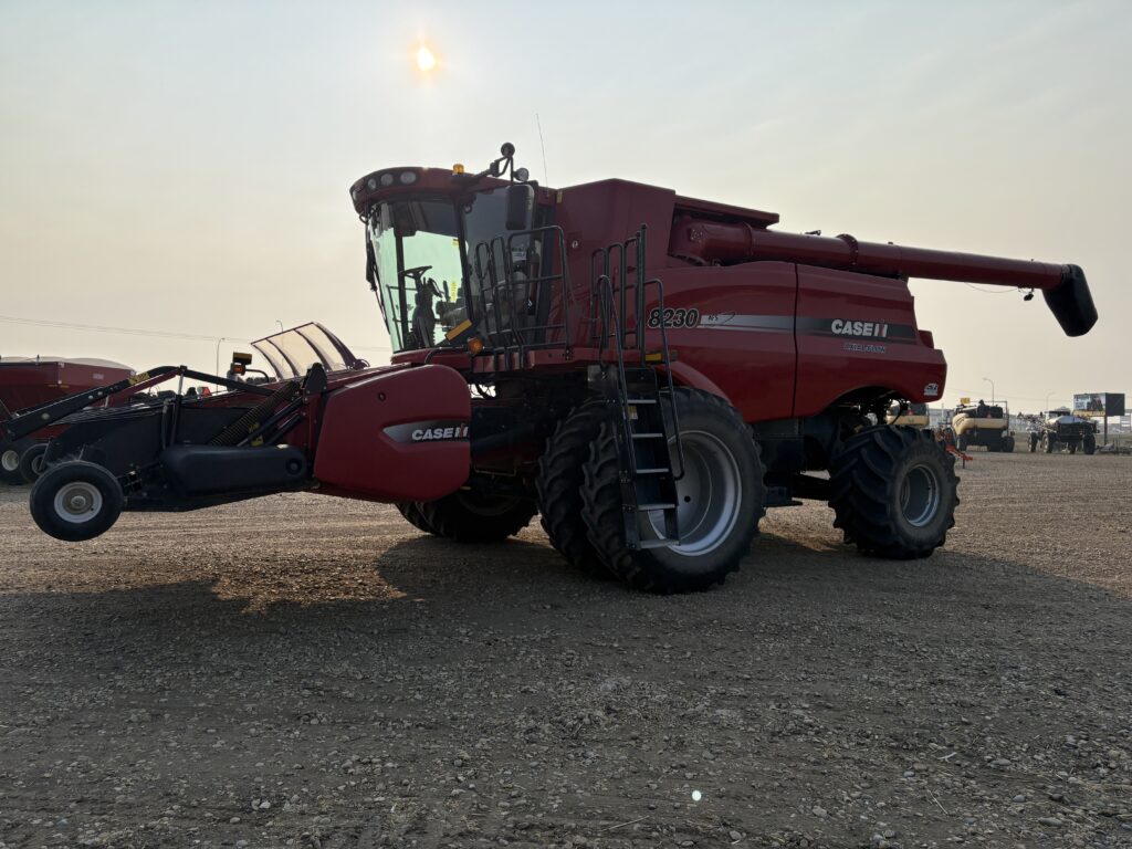 2013 Case IH 8230 Combine w/ 3016 Pickup Header 1