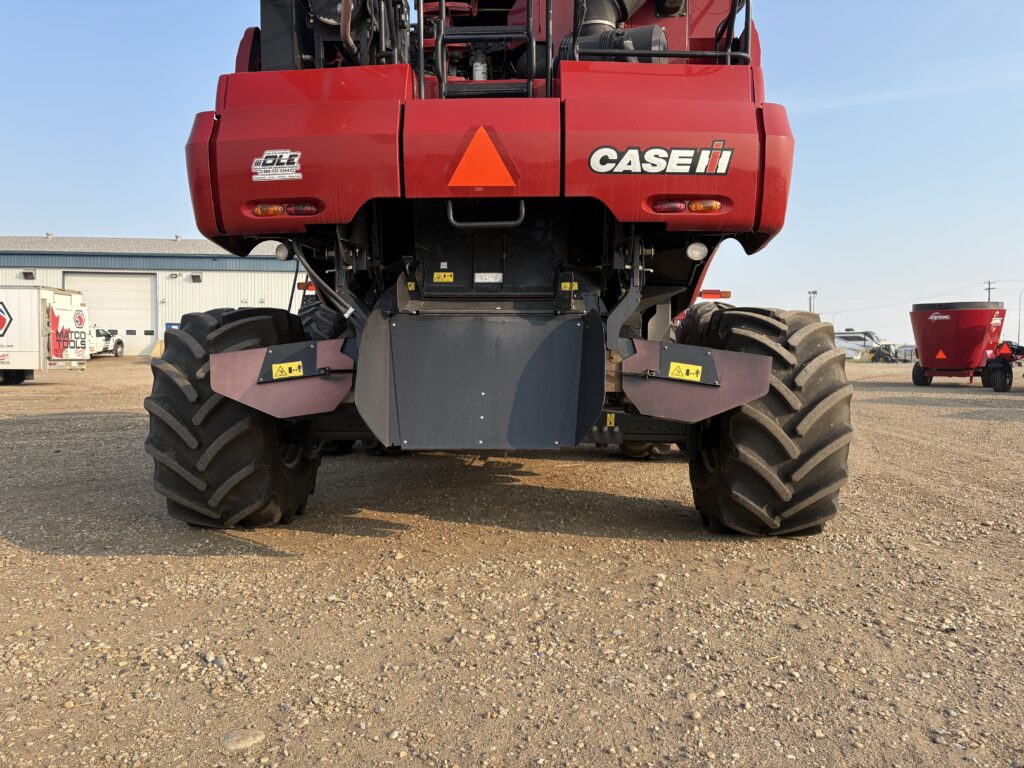 2013 Case IH 8230 Combine w/ 3016 Pickup Header 5