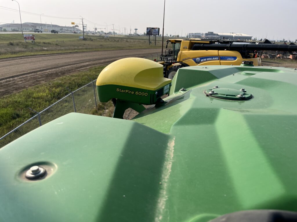 2022 John Deere X9-1000 Combine 6