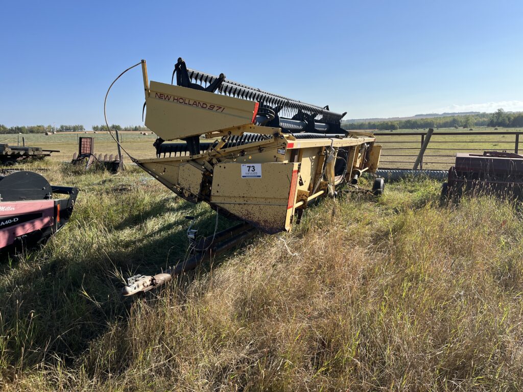 1997 New Holland TR98 Combine 8