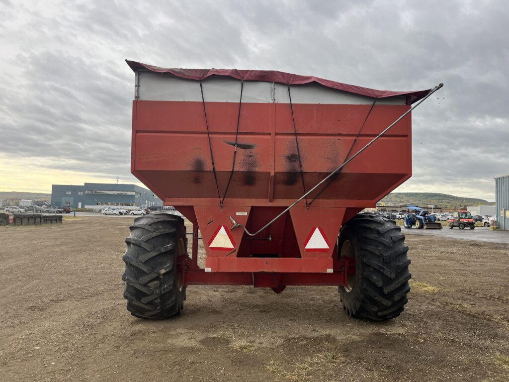 Diamond 720 Bushel Grain Cart 4