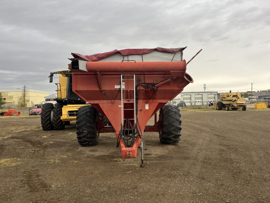 Diamond 720 Bushel Grain Cart