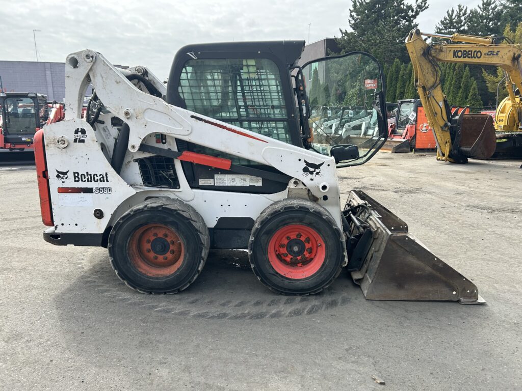 2016 BOBCAT S590 2