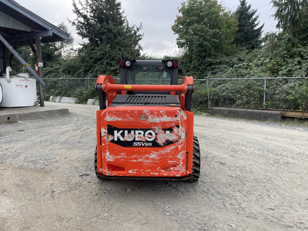 2023 Kubota SSV65P Skidsteer 3