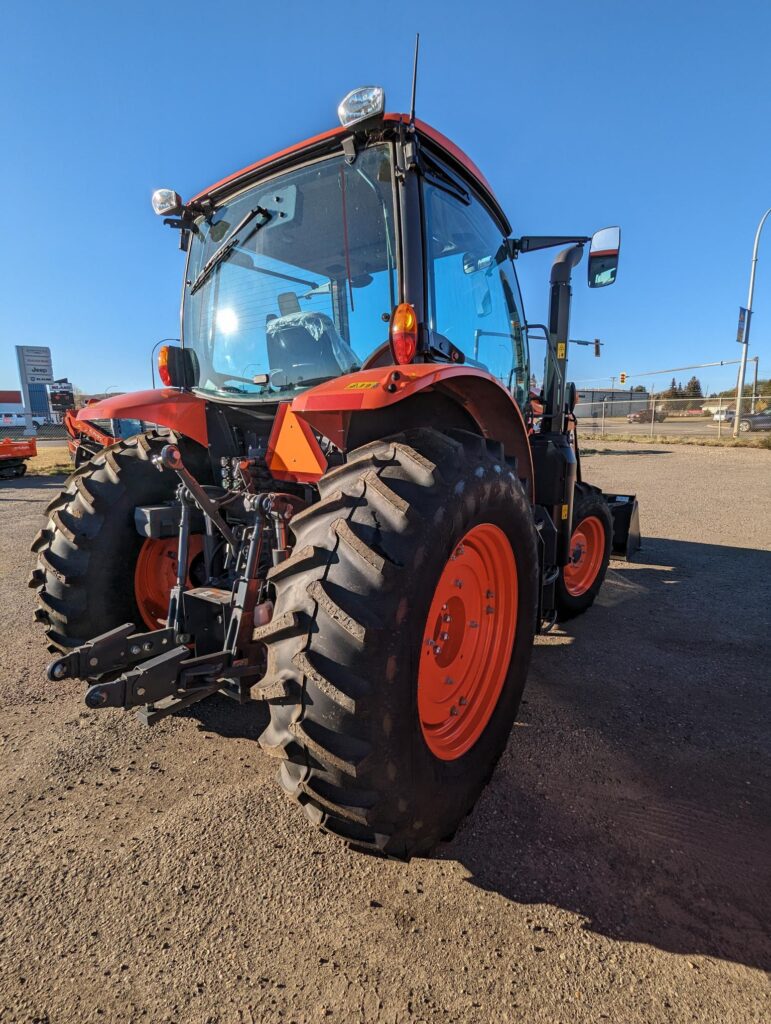 2023 Kubota M6-111DTCC-F 3