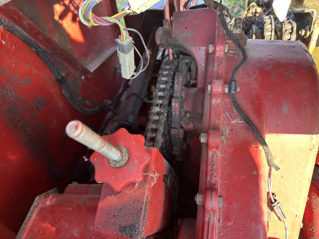 2003 New Holland FP240 Forage Harvester w/ Wagon 6