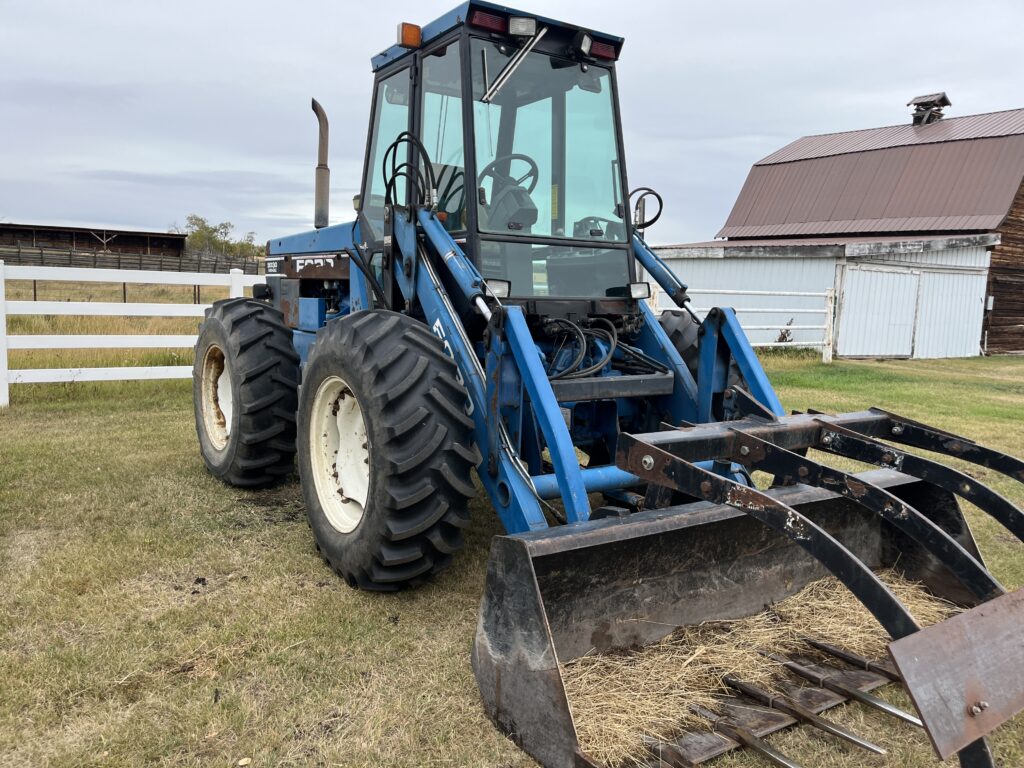 1993 Ford Versatile 7030 Bi-Directional Tractor with Loader