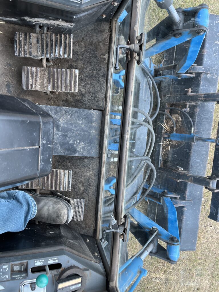 1993 Ford Versatile 7030 Bi-Directional Tractor with Loader 6